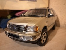 1/18 Ut Models Ford Expedition