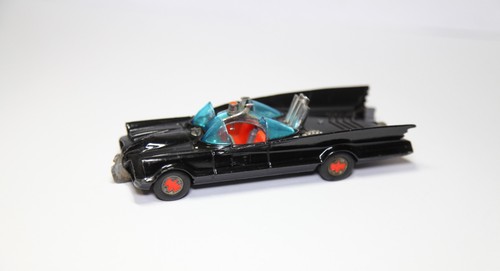Corgi 267 batmobile good - corgi,