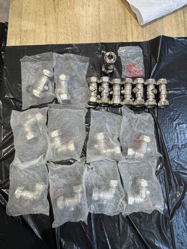 Joblot tap connectors 15mm - joblot,