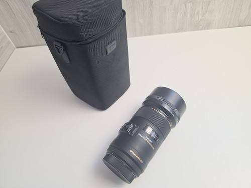 Sigma 105mm macro - f2.8, dg