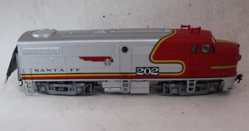 Walthers trainline 931 207 - walthers, ho