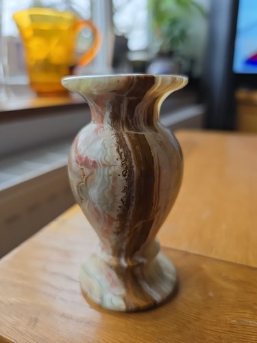 Vintage onyx vase - vase, 4"