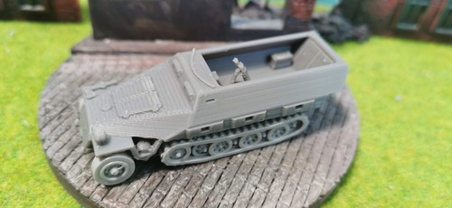 Kfz 251 armored personnel - 251/2,