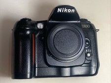 Nikon D100 Digital SLR Camera