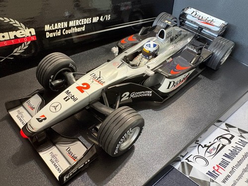 Minichamps 530001802 - 1:18,