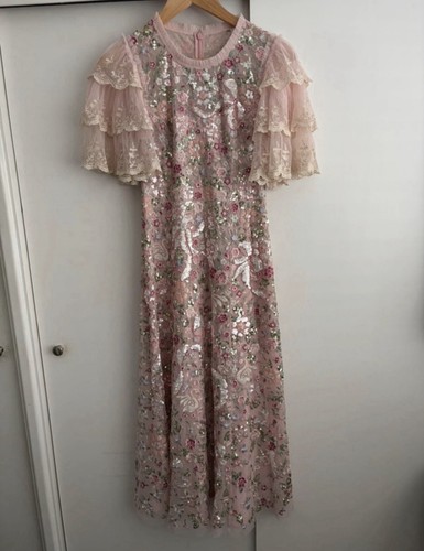 Needle and thread dress size - thread,