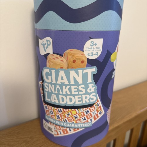 Giant snakes ladders 1 - 1, game
