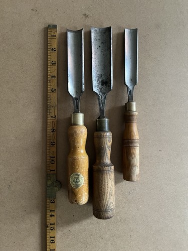 Large chisel gouges - large,