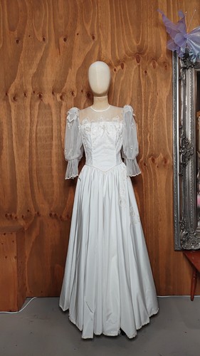 Carmel embroidered satin - embroidered,
