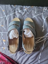 Hotter Size 7 EXF (41) Pale