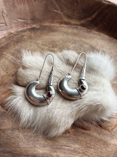 Stunning vintage sterling - stunning,