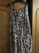 Ladies Playsuit Size 16
