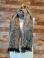 Atmosphere One Size Black &