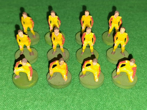 Sets c134 six ball boys - 2,