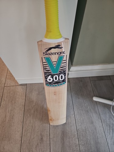 Reconditioned slazenger v800 - reconditioned,