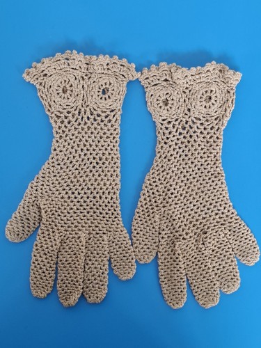 Vintage crochet gloves beige - gloves,