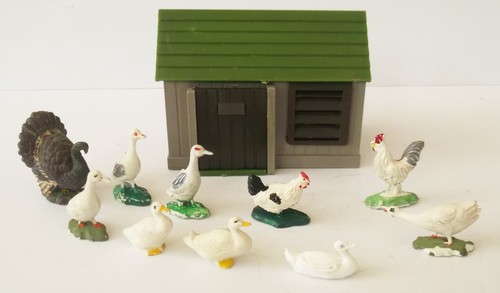 Britains farm hen house - britains,