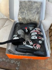 Ski Boots size mondo 26  7-7.5