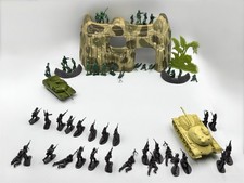 Vintage Toy Soldiers Army Play