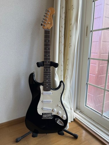 Regenerated guitar photogenic - regenerated,
