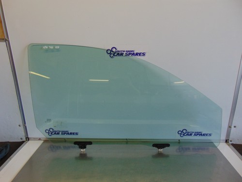 Toyota yaris window - toyota,