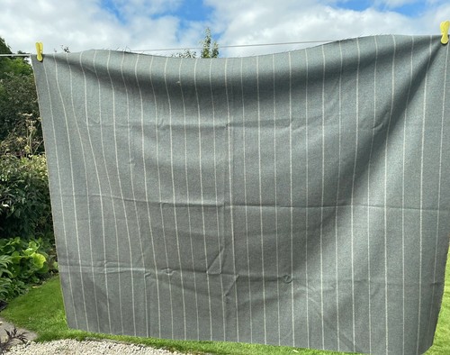 Woollen remnant 43 - 57”, x
