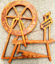 HANGING WALL ART WOODEN
