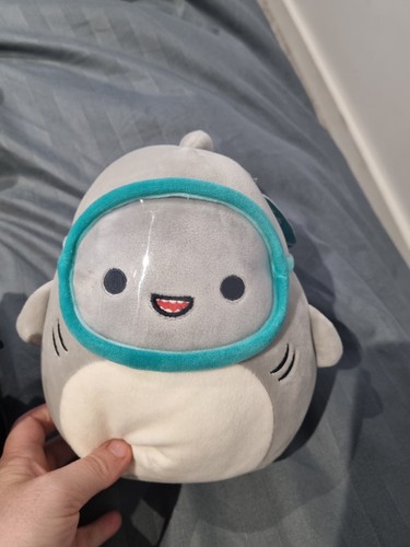 Squishmallows gordon the shark - squishmallows,