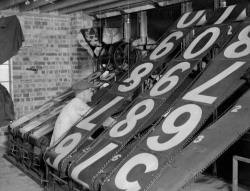 1931 workman cleans - 1931,
