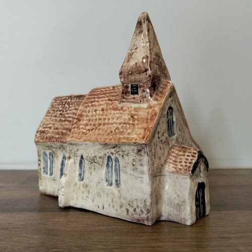Vtg heritage houses - vtg, village
