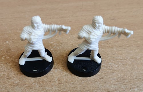 Dark world game mummies - world, x