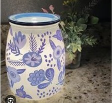 Scentsy Hope Blooms Wax Warmer