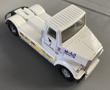 Corgi - Volvo White