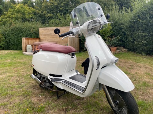 Lambretta v200 special 2021 - v200, e5