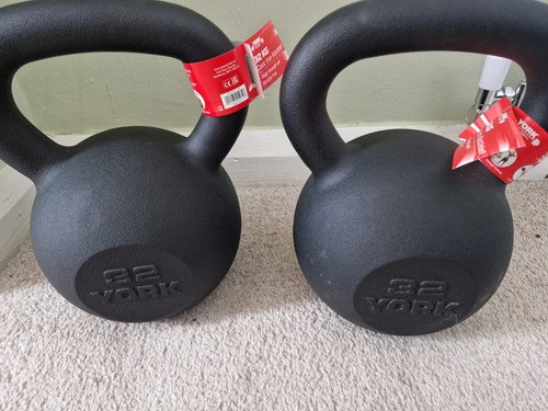 32kg kettlebells cast - 2,