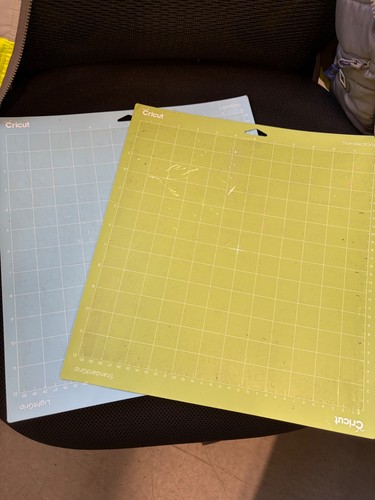 Cricut cutting mats - 2x,