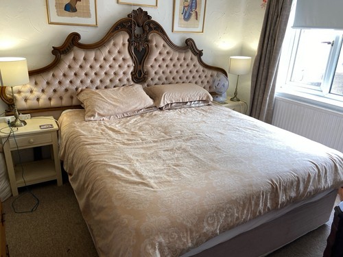 African mahogany tufted - mahogany,
