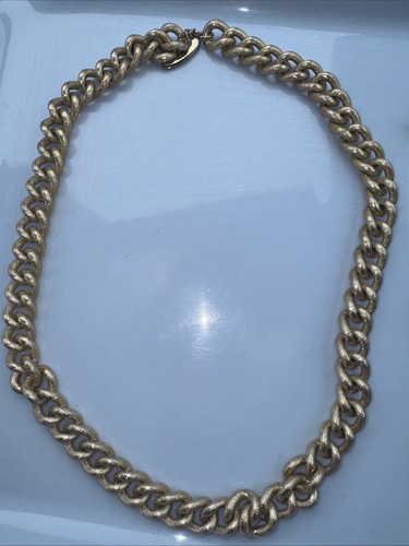 Bold chain avon necklace - bold,