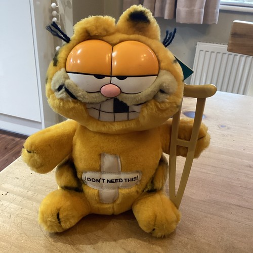 Garfield the cat don need - garfield, i