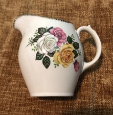 Royal Swan "June Bouquet "