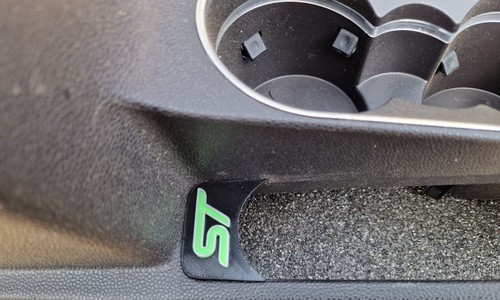 Handbrake hole doom filler - of,