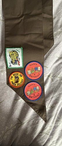 Old brownie sash - old, vintage