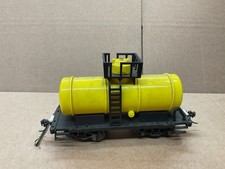 ATLAS O GAUGE SINGLE DOME TANKER CAR WAGON YELLOW W/KADEE COUPLERS NICE !