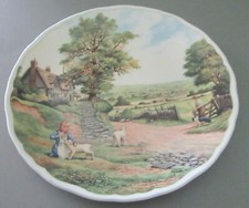 ROYAL DOULTON decorative