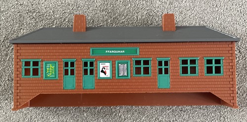 Ffarquhar station tomy - ffarquhar,