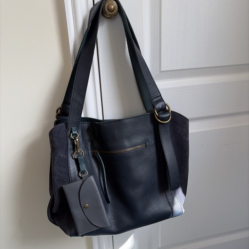 White stuff dark navy leather - stuff,