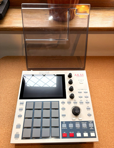 Akai mpc one - akai,