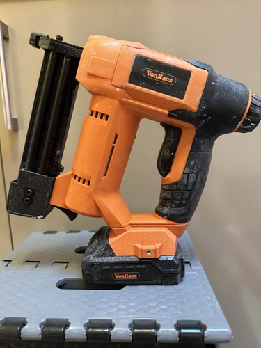 Vonhaus nail gun with battery - vonhaus,