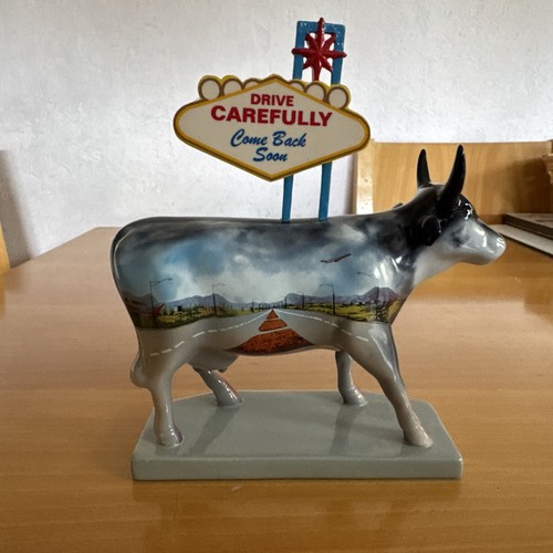 Cow parade welcome fabulous - welcome,