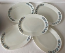 VINTAGE PYREX CHELSEA 12" X 9"